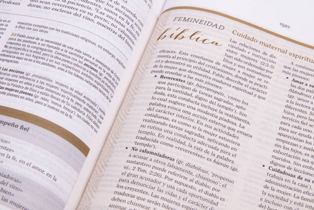 RVR 1960 Biblia de Estudio para Mujeres, azul floreado tela impresa con índice